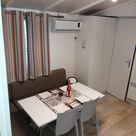 Camping Mobilhome Dans Les Sables D'or