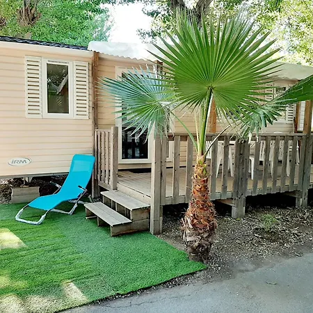 Camping Mobilhome Dans Les Sables D'or 4*