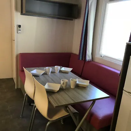 Mobilhome Dans Les Sables D'or Kemp Agde