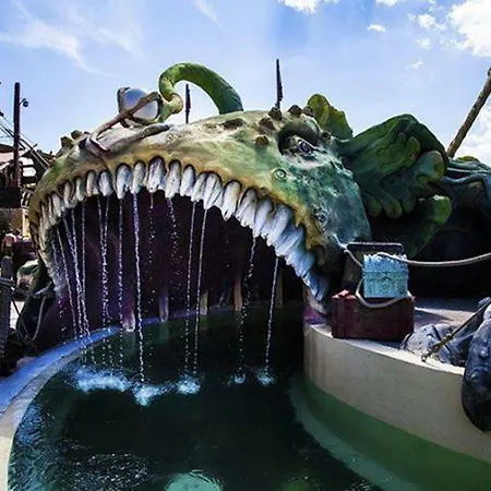 Campsite Mobilhome Dans Les Sables D'or